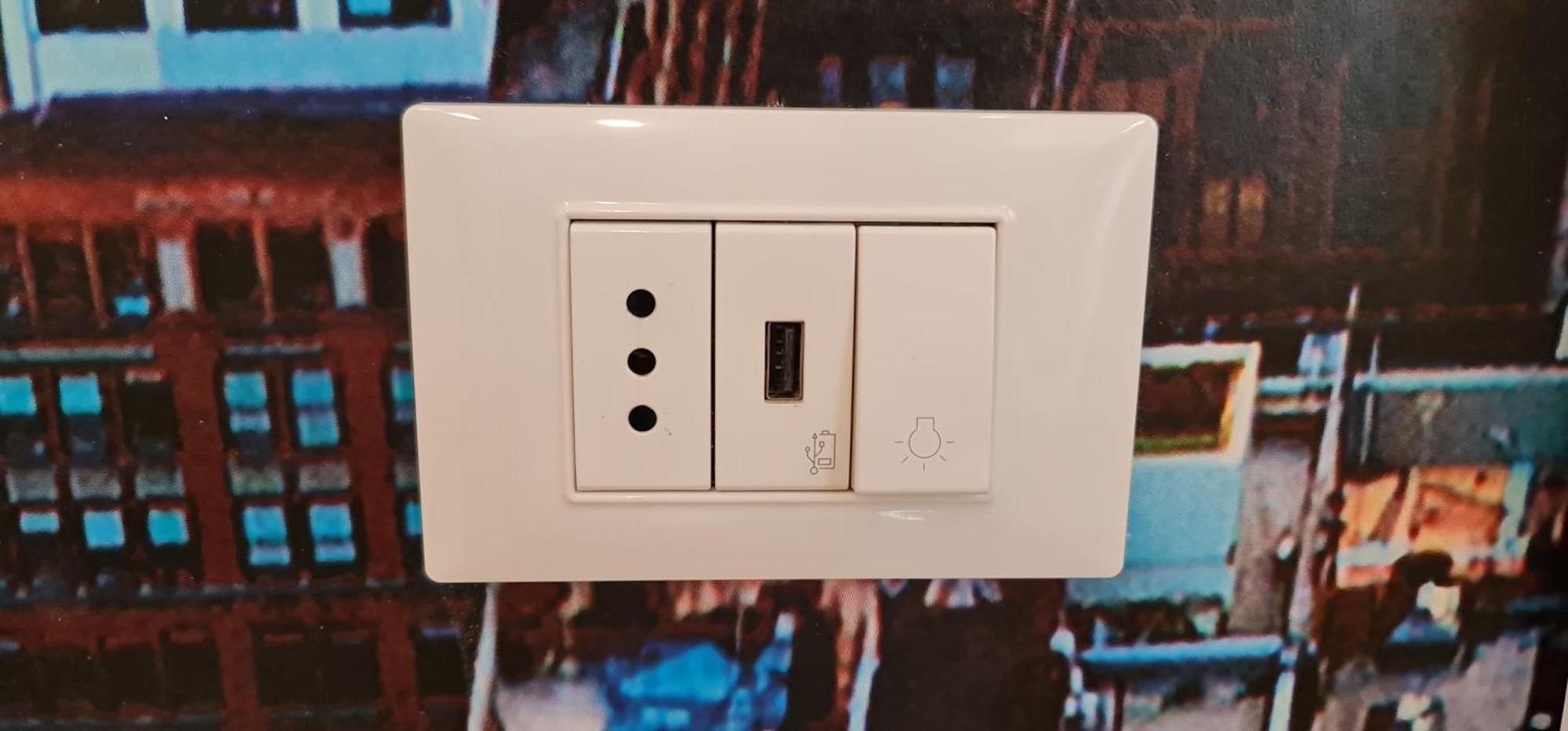 Bsuites Trieste In Centro Storico Con Wifi Pádua Quarto foto