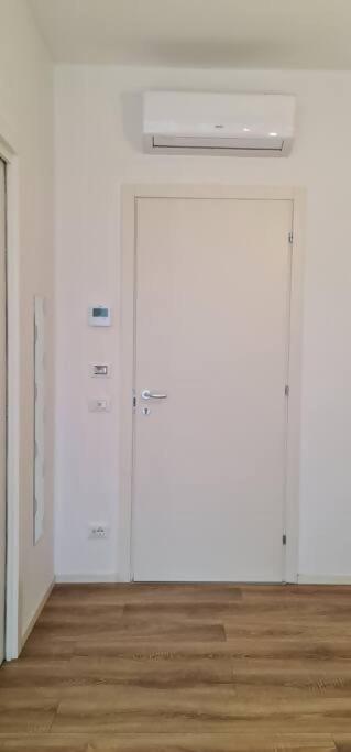 Bsuites Trieste In Centro Storico Con Wifi Pádua Quarto foto